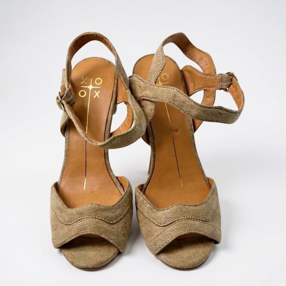 XOXO Elroy Tan Textile Block Heel‎ Peep Toe Ankle Strap Sandals Size 6M